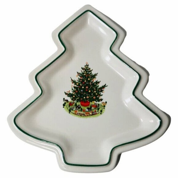 Pfaltzgraff Christmas Heritage Tree Shaped Ceramic Dish - Picture 3 of 7